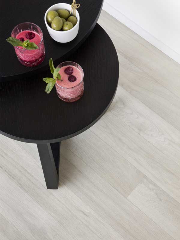 Natural-Oak-Flooring-160S_RSH2.jpg
