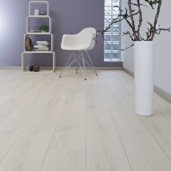 Original Light Oak Laminate Floor - WD658531
