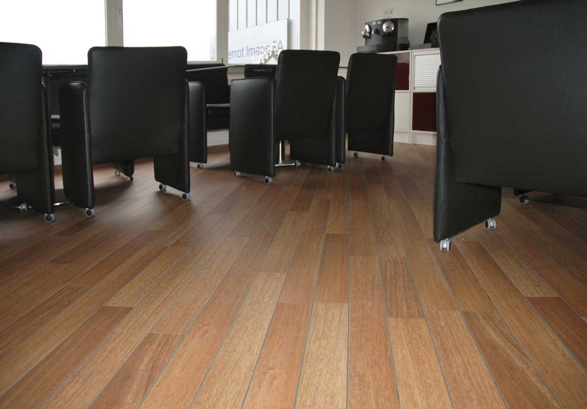 Original_WD634862_Oiled_Teak-Shipdeck-2str_Seco-CH_REF01.jpg