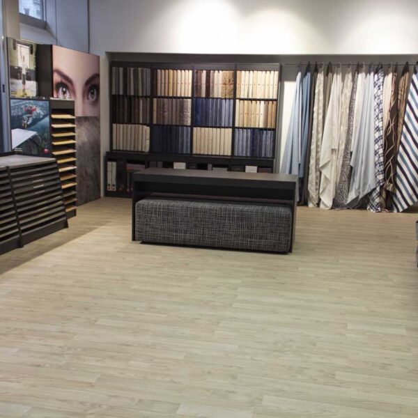 Original White Oak - str_Inku Showroom 2013
