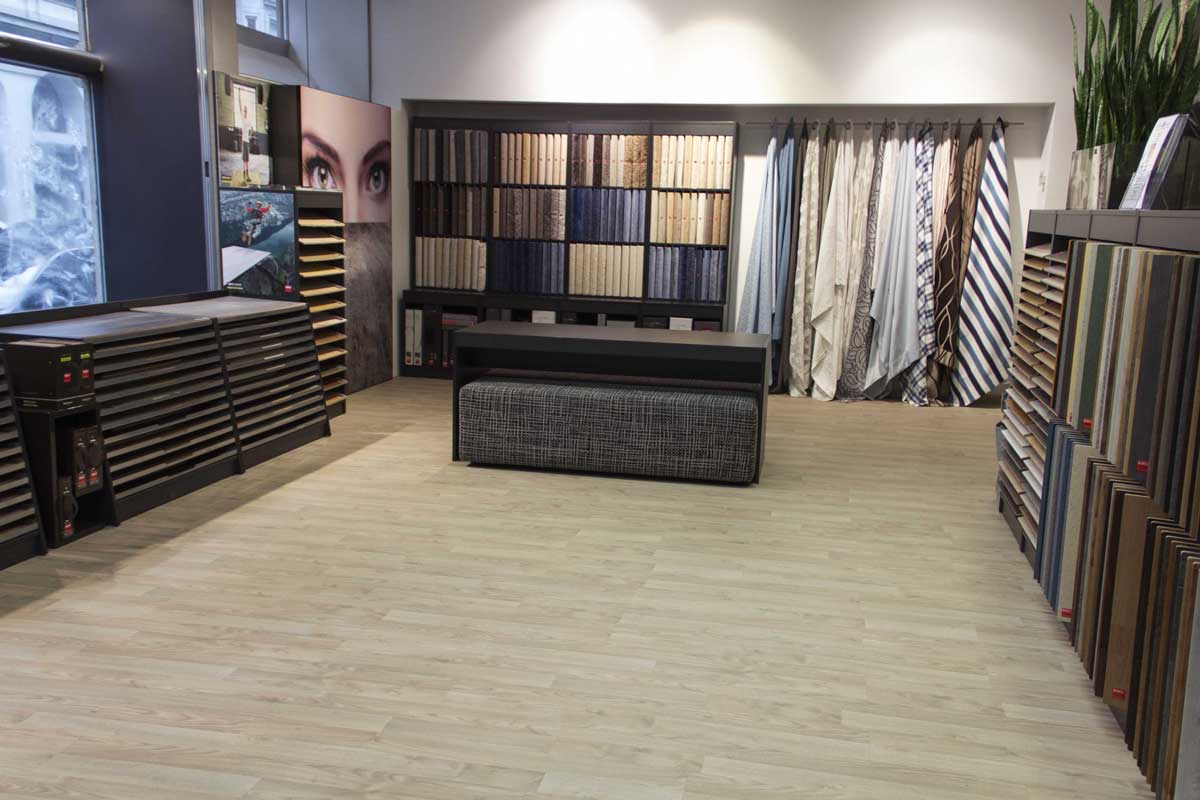 Original_White-Oak-2-str_Inku-Showroom-2013-AT_REF01.jpg